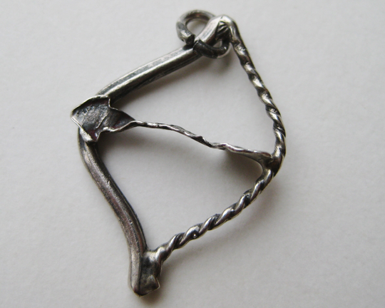 Vintage Sterling Silver Cupid's Bow & Arrow Novelty Souvenir Bracelet Charm