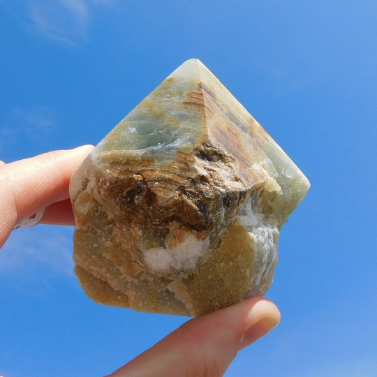 Blue Onyx Point Aka Aquatine