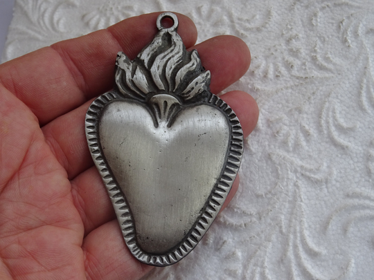 Religious Abtique Silver Plated Italian Ex Voto Sacred Flame Heart Votive From The 1930S. | 9