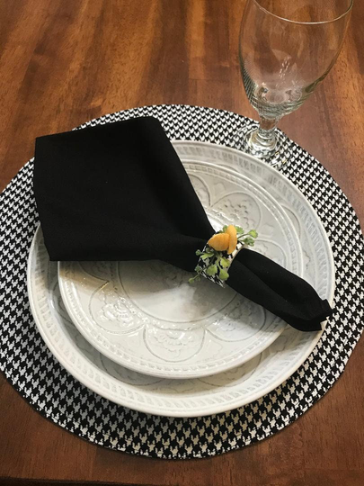Circular Houndstooth Classic Black & White Placemat, Sold Individually