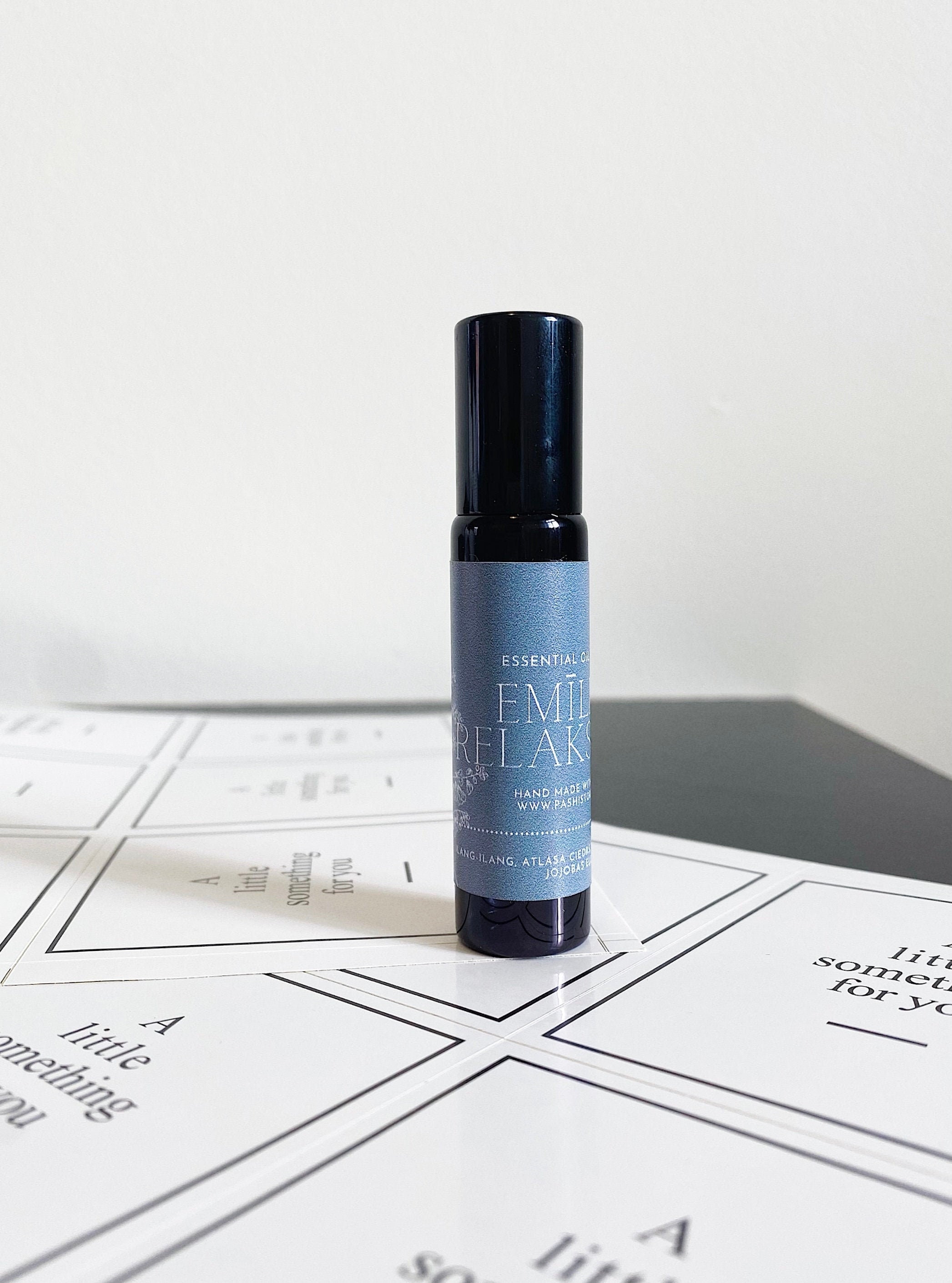 Essential Oil Blend Emlija Koncentrjas |Essential That Lifts The Mind"