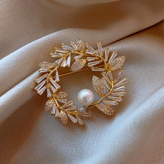 Women Pearl Leaf Crystal Diamond Brooch, Brooch. Pin Sweater Coat Suit Dress Decoration