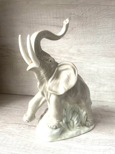 Rare Vintage Nao Liadro Elephant Figurine Made in Spain