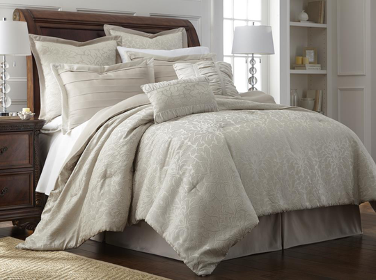 Amrapur Overseas Samantha comforter set Multi Reversible Queen Comforter (Blend with Polyester Fill) | 38EMBCFB-SAM-QN