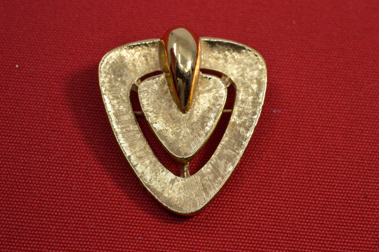 Monet Gold Tone Womens Brooch
