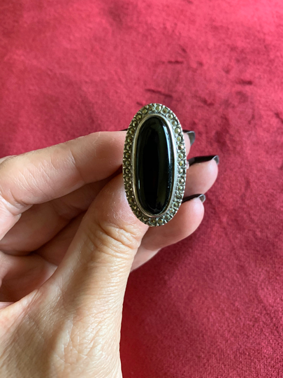 Estate Size 6 Large Beautiful Black Onyx Cabochon & Marcasite 925 Sterling Silver
