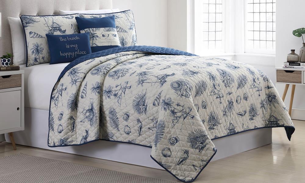 Amrapur Overseas Printed reversible quilt set Multi Multi Reversible Queen Quilt (Blend with Polyester Fill) | 3QLT5STG-CTL-QN