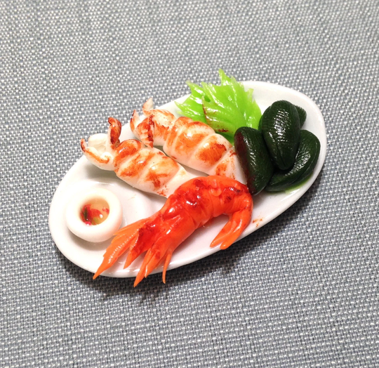 Miniature Dollhouse Grilled Seafood Prawn Mussels Squids Clay Polymer Food Supply Salad Cute Small Dish Plate Ceramic Jewelry Supplies 1/12