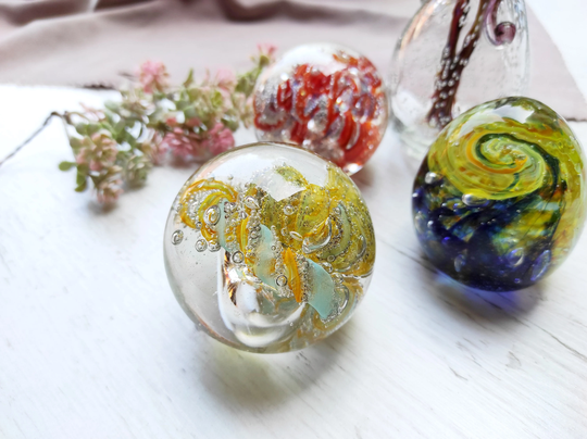 Natural Unique Glas Spheres Book Paperweight Paperweight Art Glass Ball