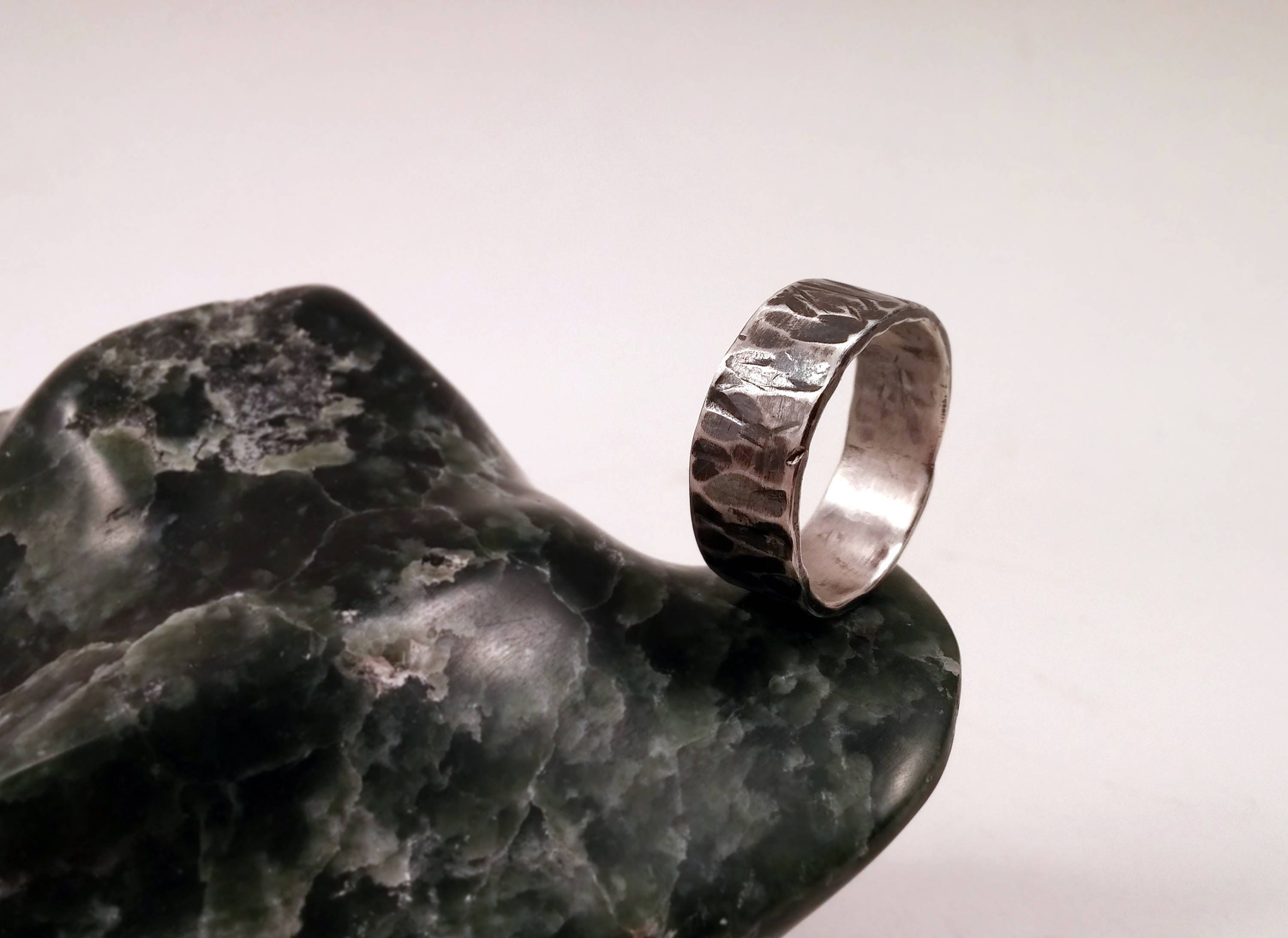 Men's Solid Sterling Silver 6-10mm Wedding Band/Hammered Wave Anniversary Ring Fashion Casual Oxidized 925 Guy's Accessories