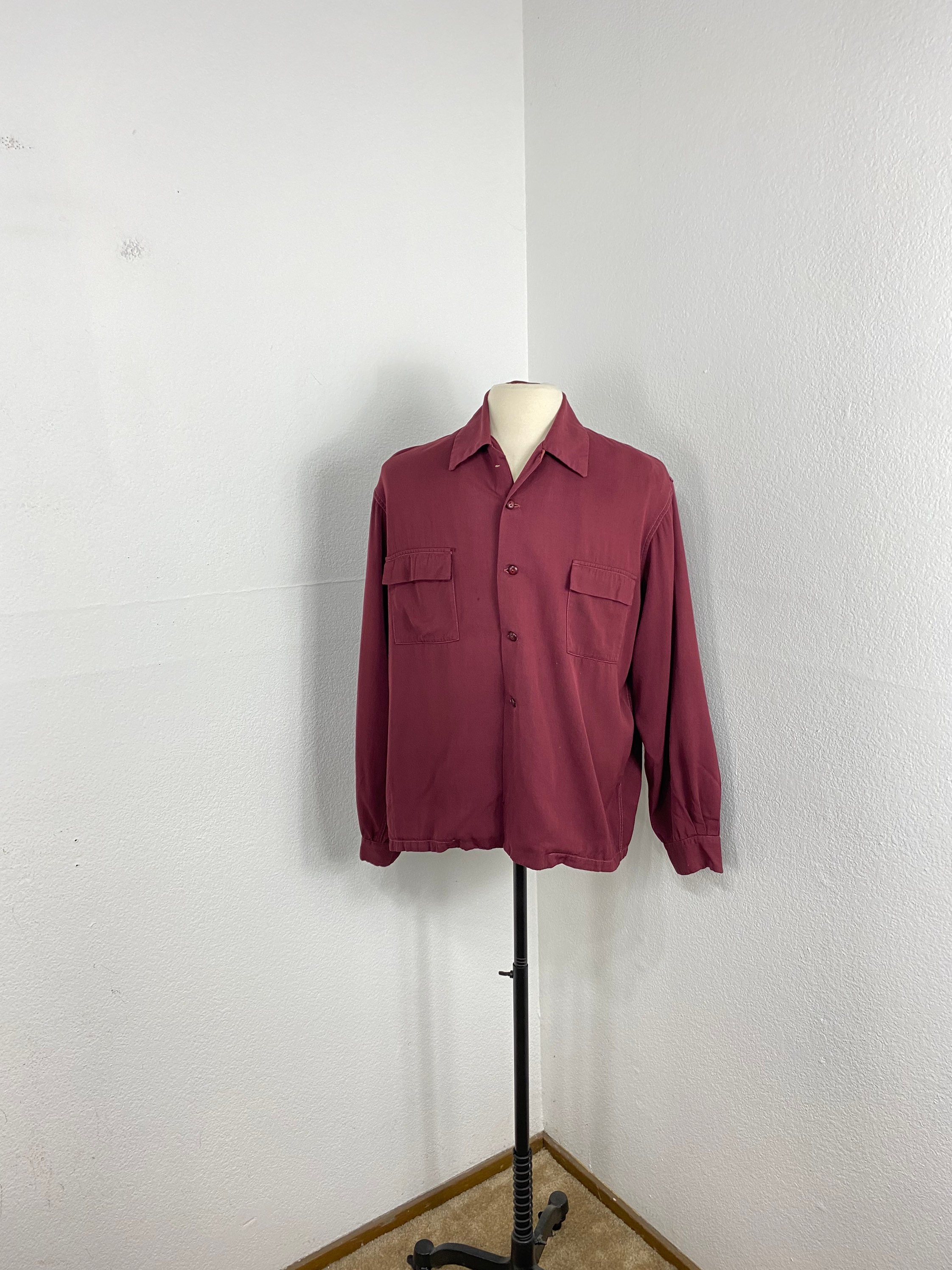 40S 50S Vintage Rayon Wool Blend Gabardine Button Down Shirt Maroon Color Size Xl