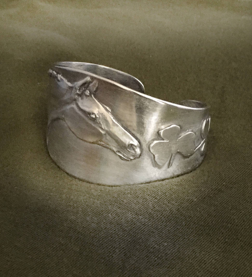 Irish Sport Horse With Shamrock | Irish Hunter, Handmade in Silvery Pewter