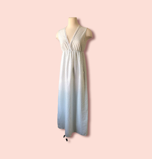 Vintage 70S Long White Cotton Blend Sleeveless Nightgown By Pm, Boho Gown With Blue Rosebuds & Lace Accents, 26 Inch Bust
