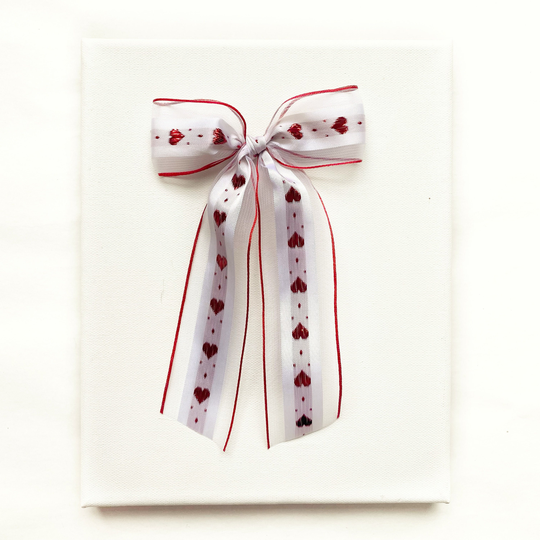 Heart Bow // 6" Tails