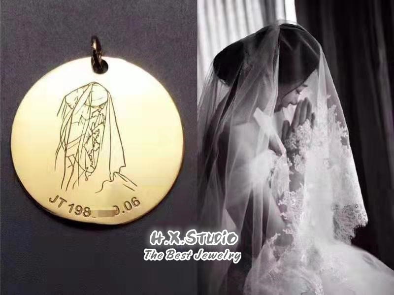 Personalized Engraved Disc Pendant in Solid 18K Gold/Custom Memorial Pendant/Design Your Own/Custom Fine Jewelry/Gift For Women & Girls