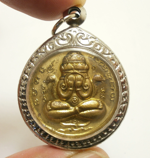 Jatukham Rammathep The King Of South Sea Jatukam Ramathep Rahu Om Jun Pidta Pang Phra Karn Buddha Amulet Pendant Miracle & Life Protection