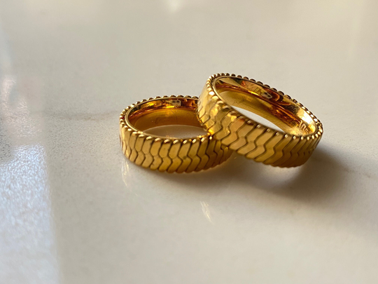 Gold Herringbone Chain Ring. Hypoallergenic Rings, Stackable Chunky Gold Comfort Band Ring