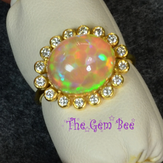 18K Solid Yellow Gold Fine Flashy Opal Diamond Halo Ring Size 5.5