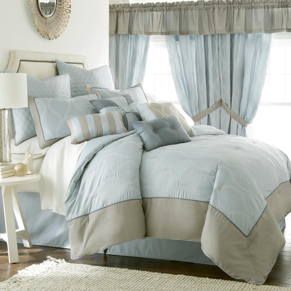 Amrapur Overseas Multi-colored Multi Reversible King Comforter (Blend with Polyester Fill) | 4CMF24SG-TPZ-KG