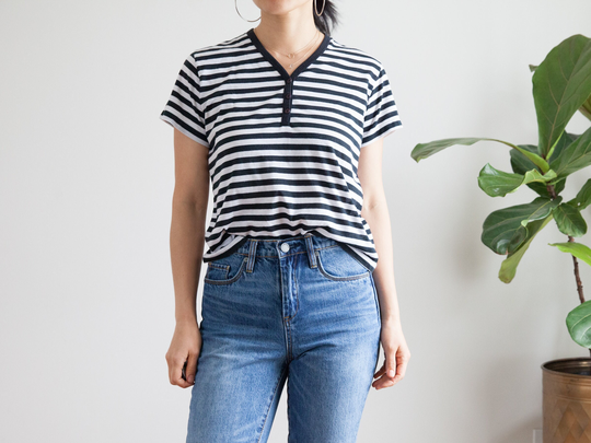 Black White Striped V Neck Cotton Blend Tee T Shirt/Fits Like Size S