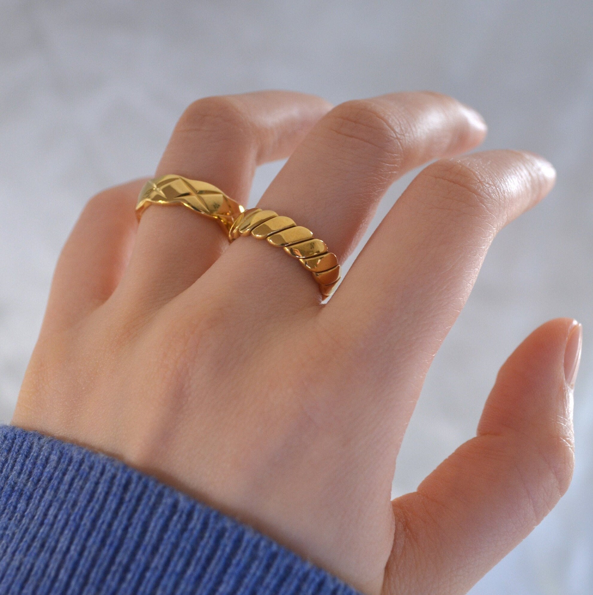 Gold Quilted Ring, Thin 18K Plated Stainless Steel Waterproof Grid Chunky 6mm Gold Ring