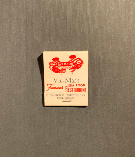 Vintage Matchbook, Vic Mars, Seafood, Restaurant, Edwardsville, Pa, with 20 Match Sticks, Free Ship in Usa