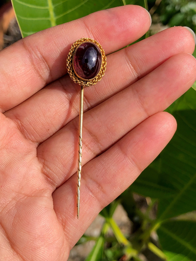 14K Oval Garnet Stick Pin, 2.5 Inches, 4.4 Grams, Antique, Victorian. #bp967