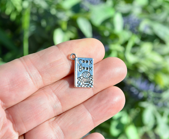 10 Cookbook Silver Tone Charms Sc1559
