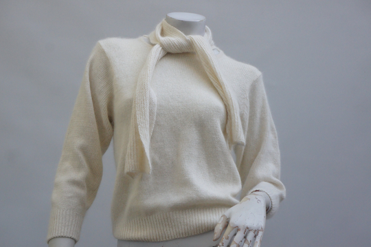 Vintage 70S Neck Tie Angora Silk Blend Sweater By Bee