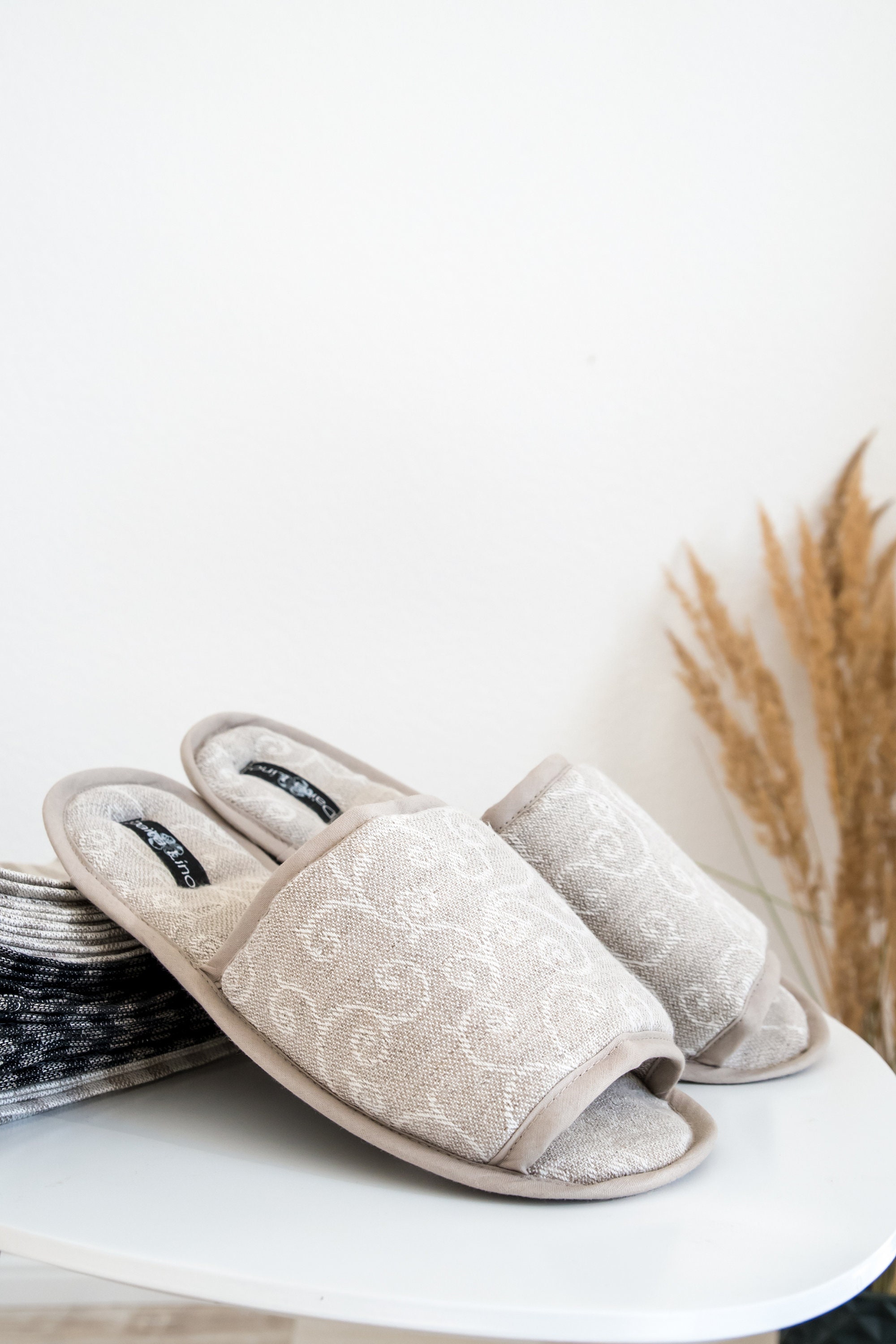 Jacquard Linen Blend Indoor Or Bath Slippers