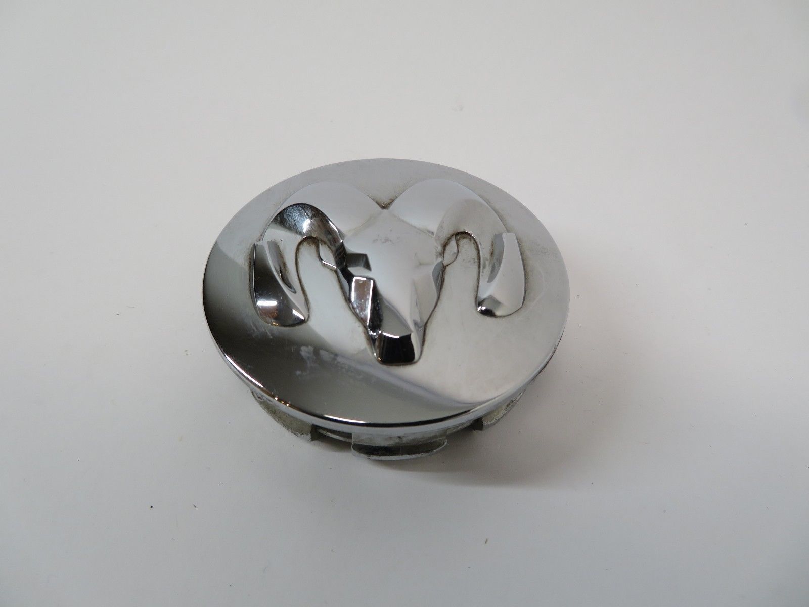 #329A DAKOTA RAM 1500 07 08 09 10 11 12 CENTER WHEEL COVER PIECE HUB CAP HUBCAP