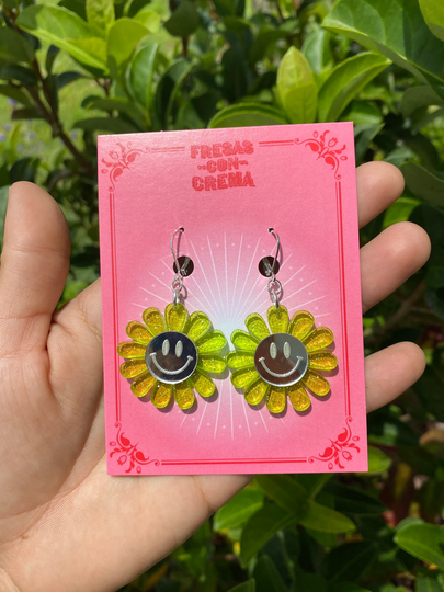 Green Daisy Earrings | Acrylic Flower