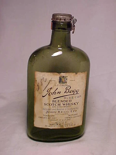 C1930S John Begg Blue Cap Blended Scotch Whisky Ltd. Distillers Glasgow, Scotland Pop Top Green Glass Whiskey Flask Bottle