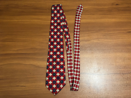 90's Tabasco Pepper Sauce Necktie Tie Vintage 1990's Red Blue Shrimp Seafood Vegetables Silk Hot Sauce