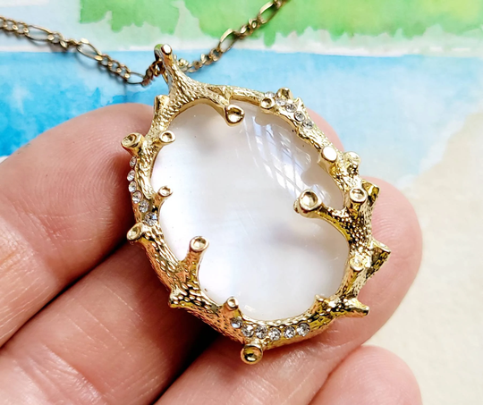 Vintage Oval Faux Acrylic Mop Pendant Long Necklace, Dementional Textured Goldtone Coral Setting With Rhinestones Figaro Chain, Moonglow