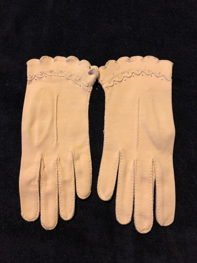 Cream Gloves