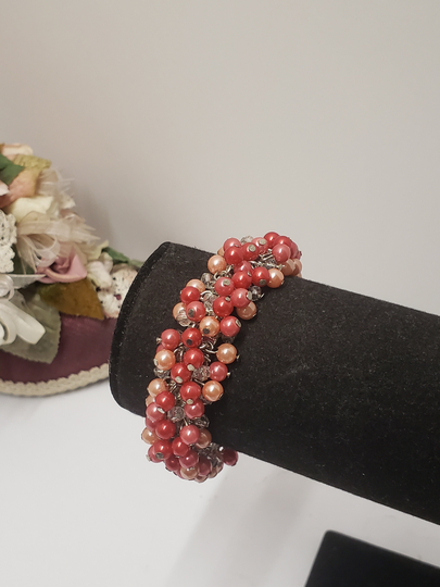 Beautiful Light & Dark Pink Pearl Beaded Cluster Bracelet