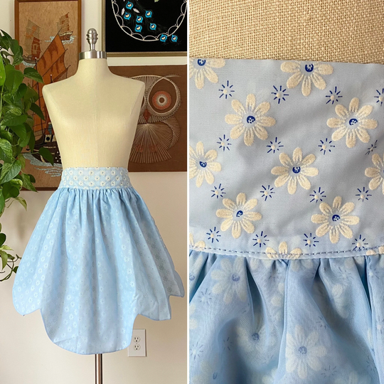 50S Vintage Light Blue & White Daisy Floral Reversible Half Apron, Nwot, Gift For Bride, Something