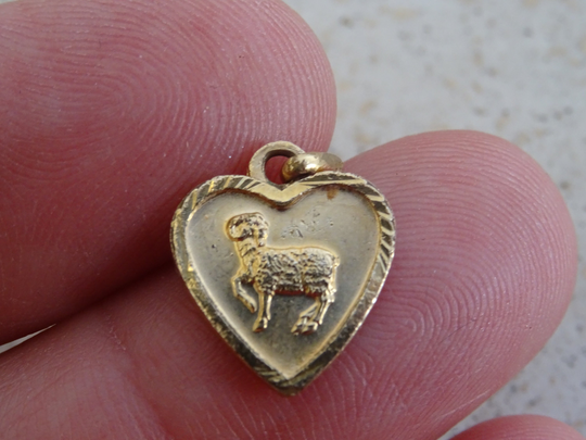 Vintage Vermeil Gold Plated | Marked Zodiac Constellation Medal Pendant Medaillon Charm Medallion Sign Of Aries. Ram 1