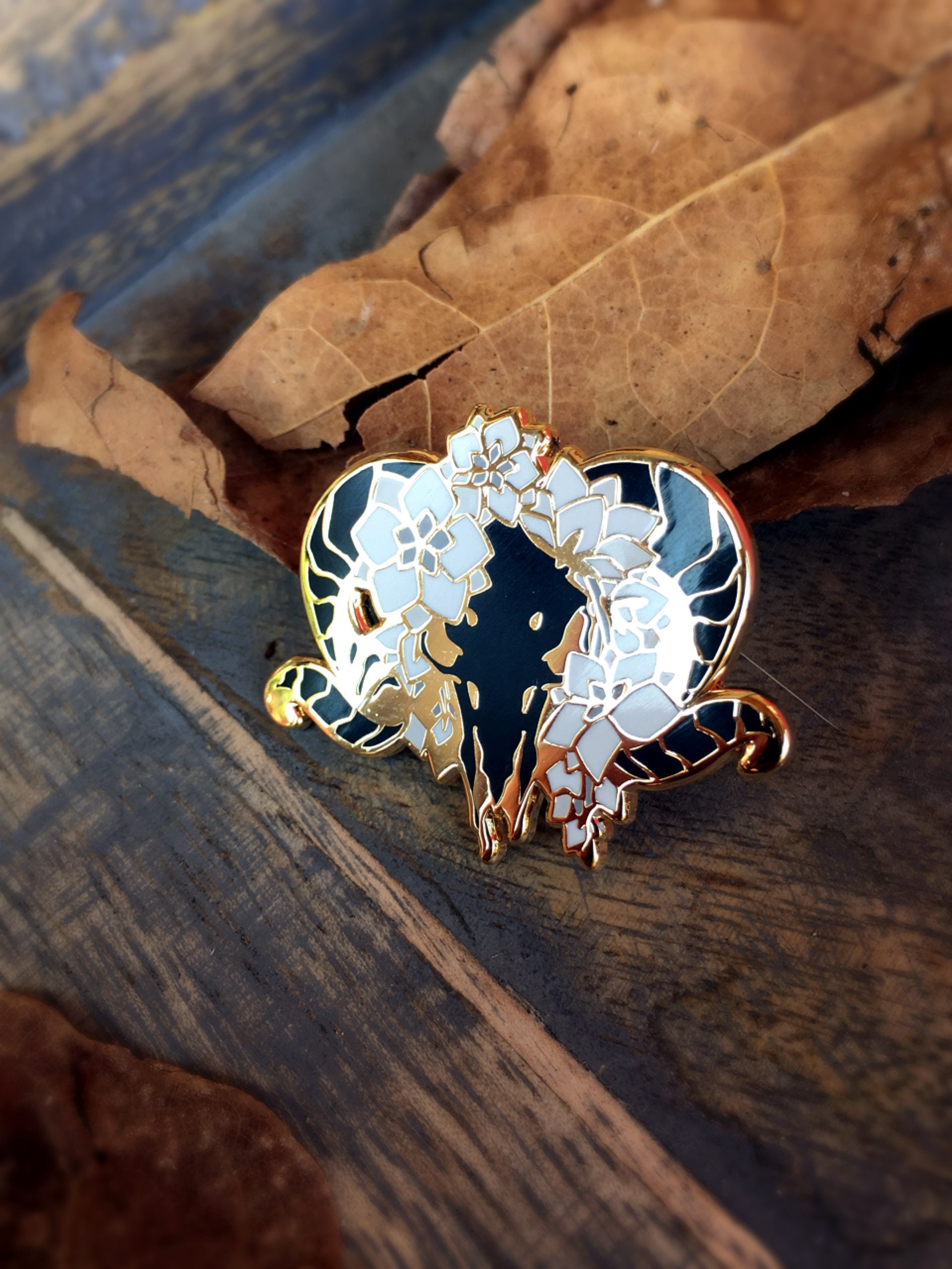 Larkspur Ram - Black Edition [Enamel Pin]