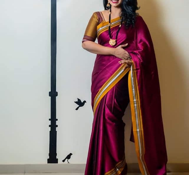 Traditional Khun Resham Blend Saree With Blouse Piece - Ethnics Land