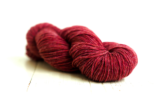 Deep Rose Color Wool Blend Yarn - 80% 20 Po Weaving Handknitting Socks 100G/233M Quilting