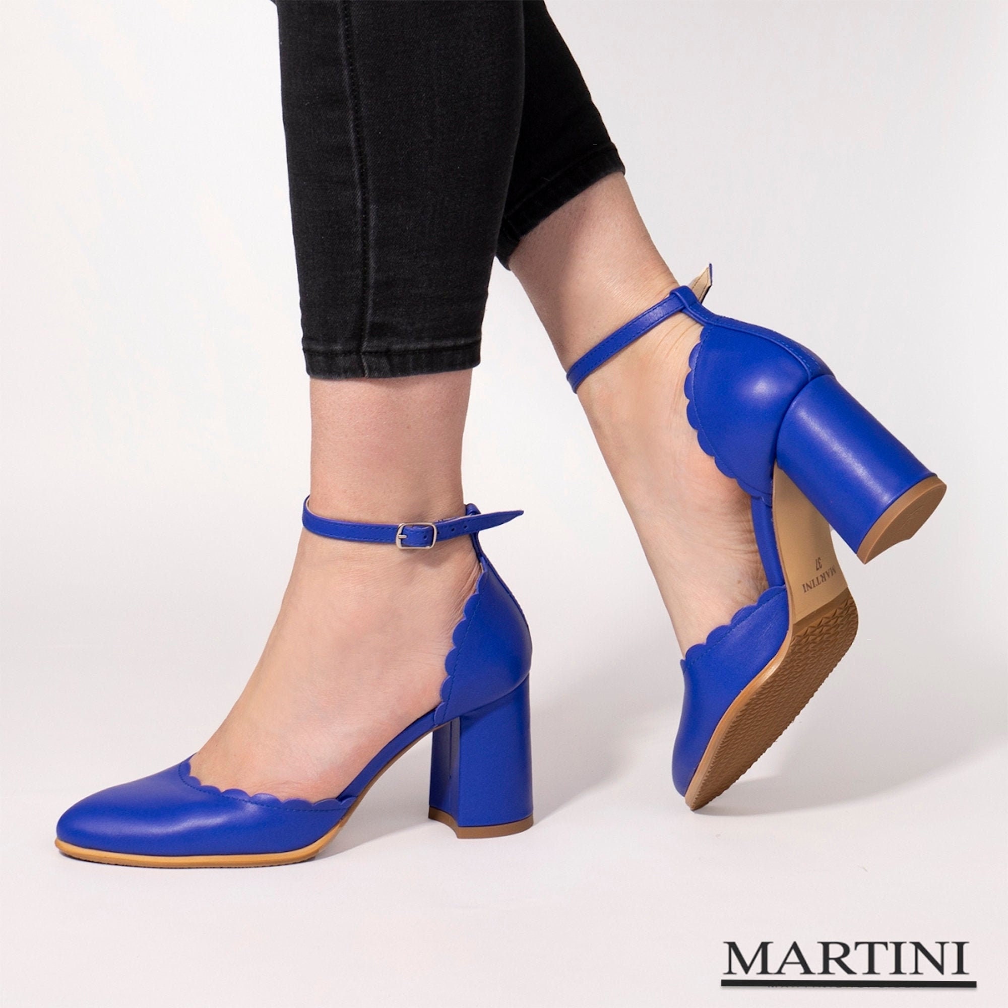 Women's Mary Janes ~ Blue Ankle Buckle Strap Leather Heels Chunky High Stylish Elegant