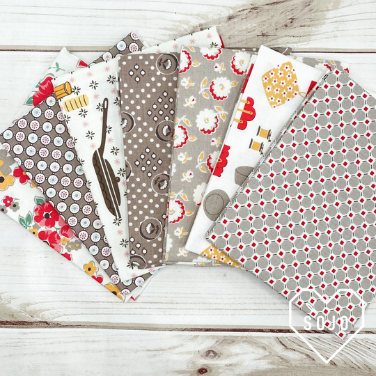 Cook Book Mini Beige Fat Quarter Bundle - Designed By Lori Holt Of Bee in My Bonnet Manufactured Riley Blake 7 Prints
