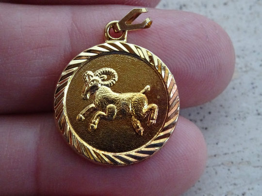 Vintage Vermeil Gold Plated Zodiac Constellation Medal Pendant Medaillon Charm Medallion Sign Of Aries. | Ram A 15