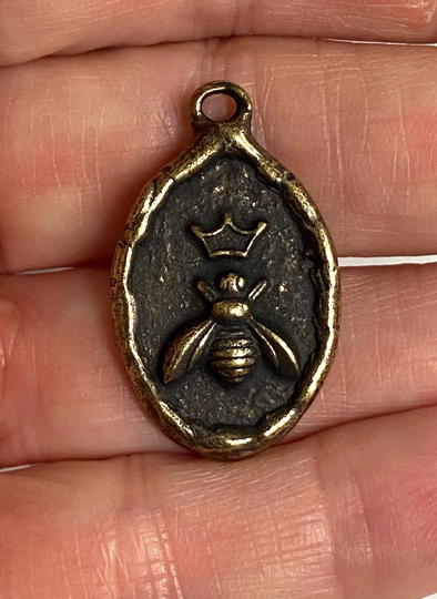 Bee Charm Pendant Bumble Fleur De Lis Jewelry Artisan Original Components Necklace Supplies Insect Antique Brass 1 Pc | Ab1