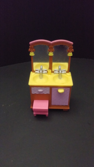 Fisher-Price Loving Family Dollhouse Bathroom Sink Replacement Toy Piece