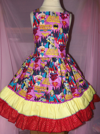 Super Girl Vintage Rare Fabric Dress Size 3T/4T Ruffles
