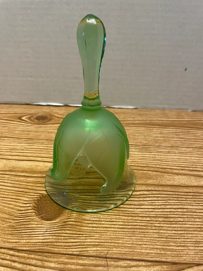 Viking Green Leaf Bell Matches Previous Compote