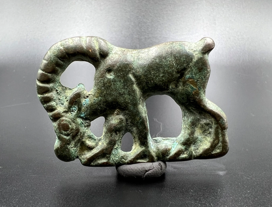 Ancient Chines Mongolian Ordos Nomadic Culture Cloths Decorated Bronze Ornament